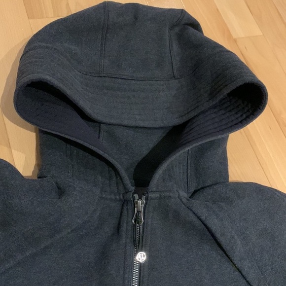 EUC Lululemon Happy Yin Year Hoodie Heathered Black / Soot Light / Black -size 4 - Picture 6 of 16